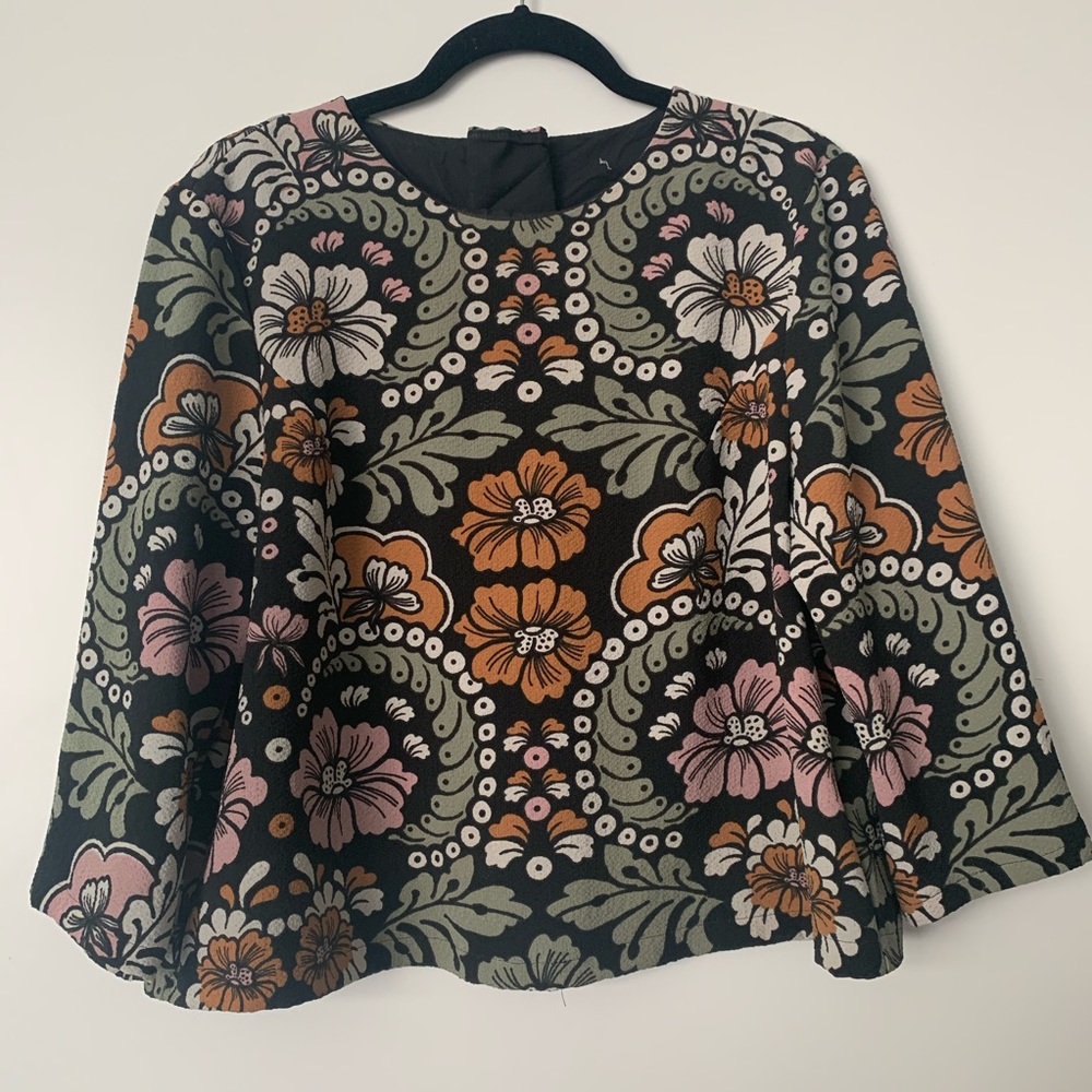 H&M cropped blouse